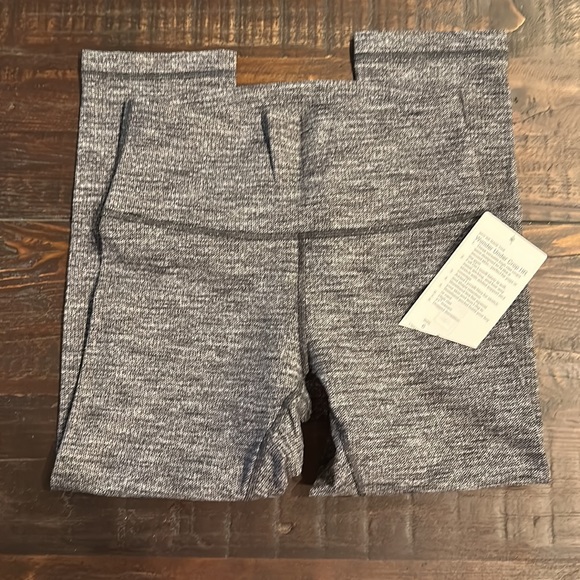 Lululemon Wonder Under Crop HR - Picture 3 of 4